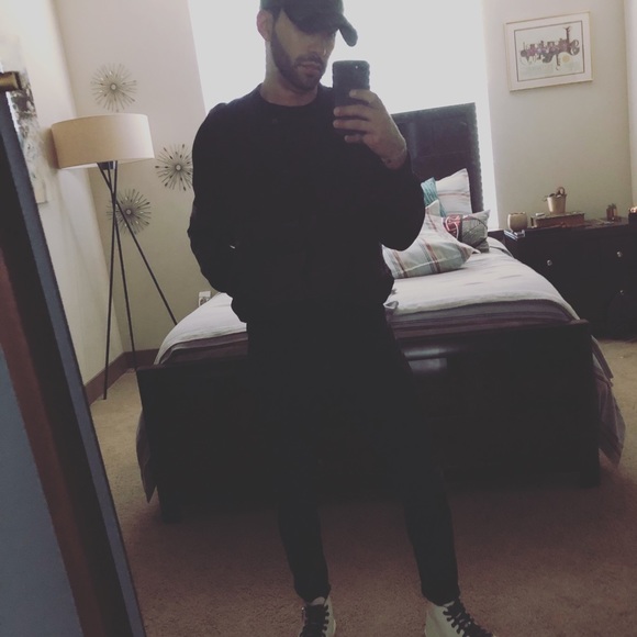 Meet your Posher, Jonathan - Picture 4 of 4